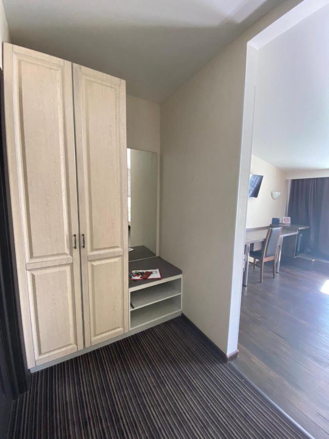 Afina Aparthotel Odessa Dış mekan fotoğraf